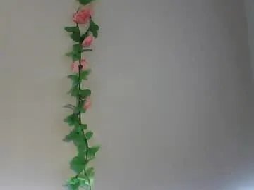 Freechat luvu4everxxx on Chaturbate