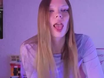 merry_dancers_ on Chaturbate 