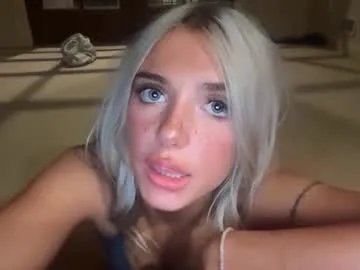 Freechat oliviacarterrr on Chaturbate