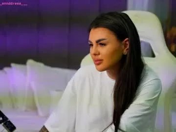 Freechat perfectt33n on Chaturbate