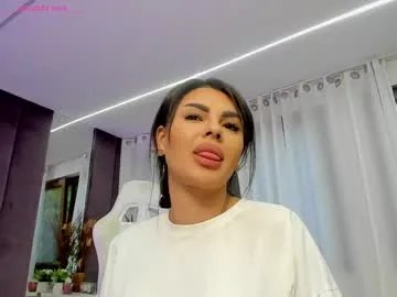 Freechat perfectt33n on Chaturbate