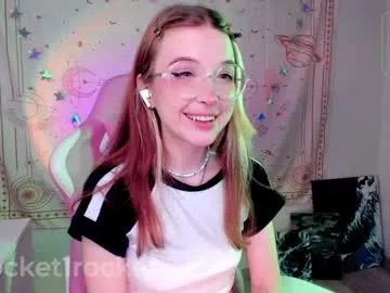 Freechat pocketrocket_ on Chaturbate