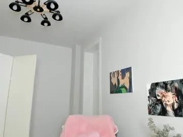 Private red_mok on Chaturbate