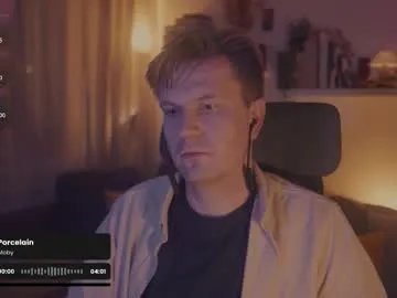 Freechat rocketbunnyxxx on Chaturbate