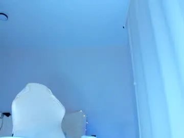 Freechat showmejenny on Chaturbate