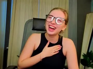 Freechat sssecretgirlfriend on Chaturbate