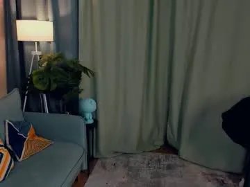 Freechat tessiekhanponaphan on Chaturbate