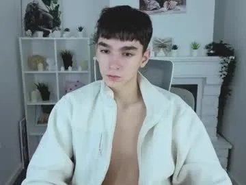 Away yamitwink on Chaturbate