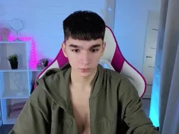 Away yamitwink on Chaturbate