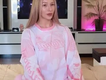 Freechat yononeey on Chaturbate