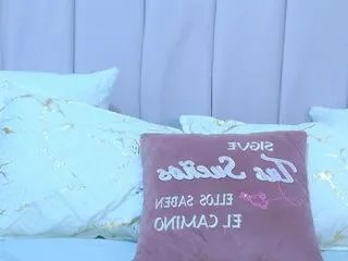 Freechat alison_ferrer on Flirt4Free