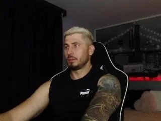 Offline andy_nice on Flirt4Free