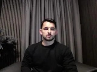 Offline antonio_valentini on Flirt4Free