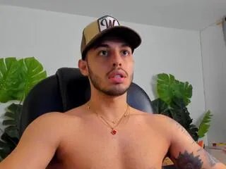 Offline austin_col on Flirt4Free