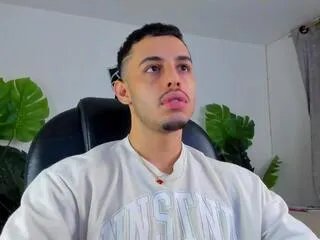 Offline austin_col on Flirt4Free