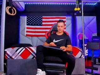 Freechat ayden_miller on Flirt4Free