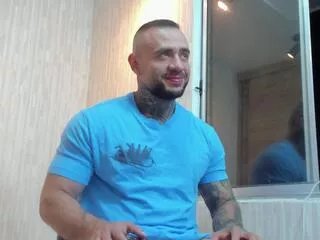 Offline bruce_dallas on Flirt4Free