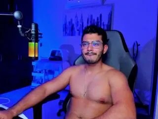 Offline bruno_oconer on Flirt4Free