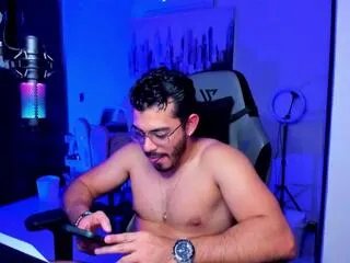 Offline bruno_oconer on Flirt4Free