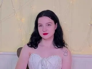 Freechat charlott_vanhoff on Flirt4Free