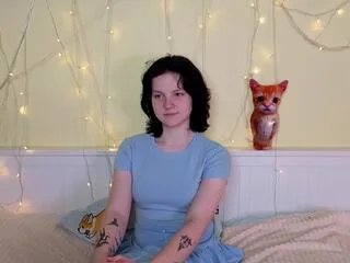 Freechat charlott_vanhoff on Flirt4Free