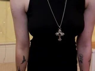 Freechat charlott_vanhoff on Flirt4Free