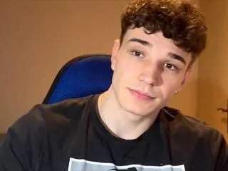 danny_cuomo on Flirt4Free 