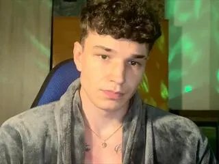 danny_cuomo on Flirt4Free 