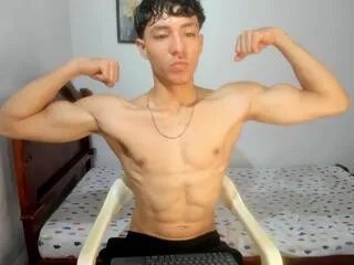 Offline enzo_slora on Flirt4Free
