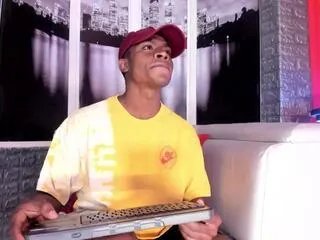 Freechat george_lance on Flirt4Free