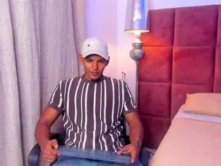 Offline hugo_cano on Flirt4Free