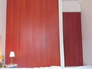 Offline ian_hawkins on Flirt4Free