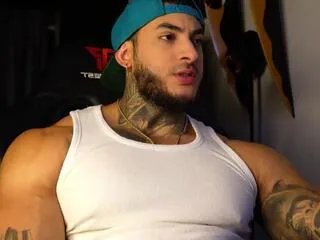 Freechat jackson_cottonwood on Flirt4Free