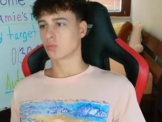 Offline jamie_chu on Flirt4Free