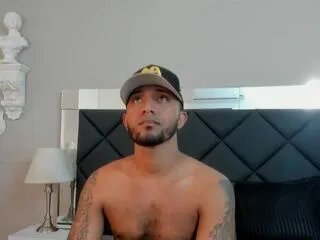 Freechat jax_maxwell on Flirt4Free