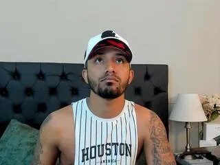 Freechat jax_maxwell on Flirt4Free