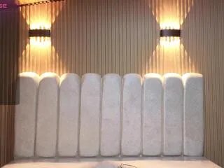 Private kendall_rossi on Flirt4Free