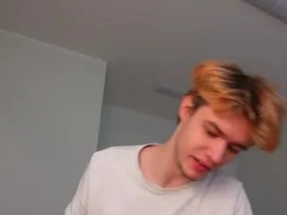 Freechat logan_fraser on Flirt4Free