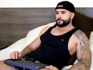 Offline lukhas on Flirt4Free