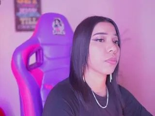 Offline madelyn_rose on Flirt4Free