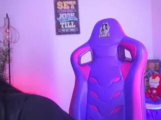 Offline madelyn_rose on Flirt4Free