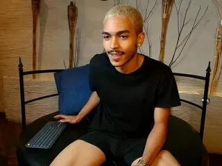 Offline marcus_reinn on Flirt4Free