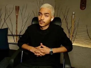 Offline marcus_reinn on Flirt4Free