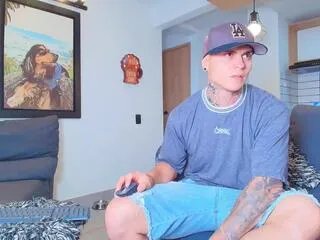 Freechat marko_toro on Flirt4Free