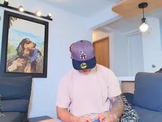 Freechat marko_toro on Flirt4Free