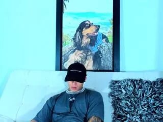 Freechat marko_toro on Flirt4Free