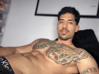 Offline myke_sthetic on Flirt4Free