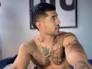 Offline myke_sthetic on Flirt4Free