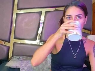 Offline nicole_esposito on Flirt4Free