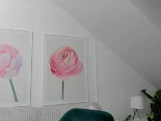 Offline nikk_carville on Flirt4Free